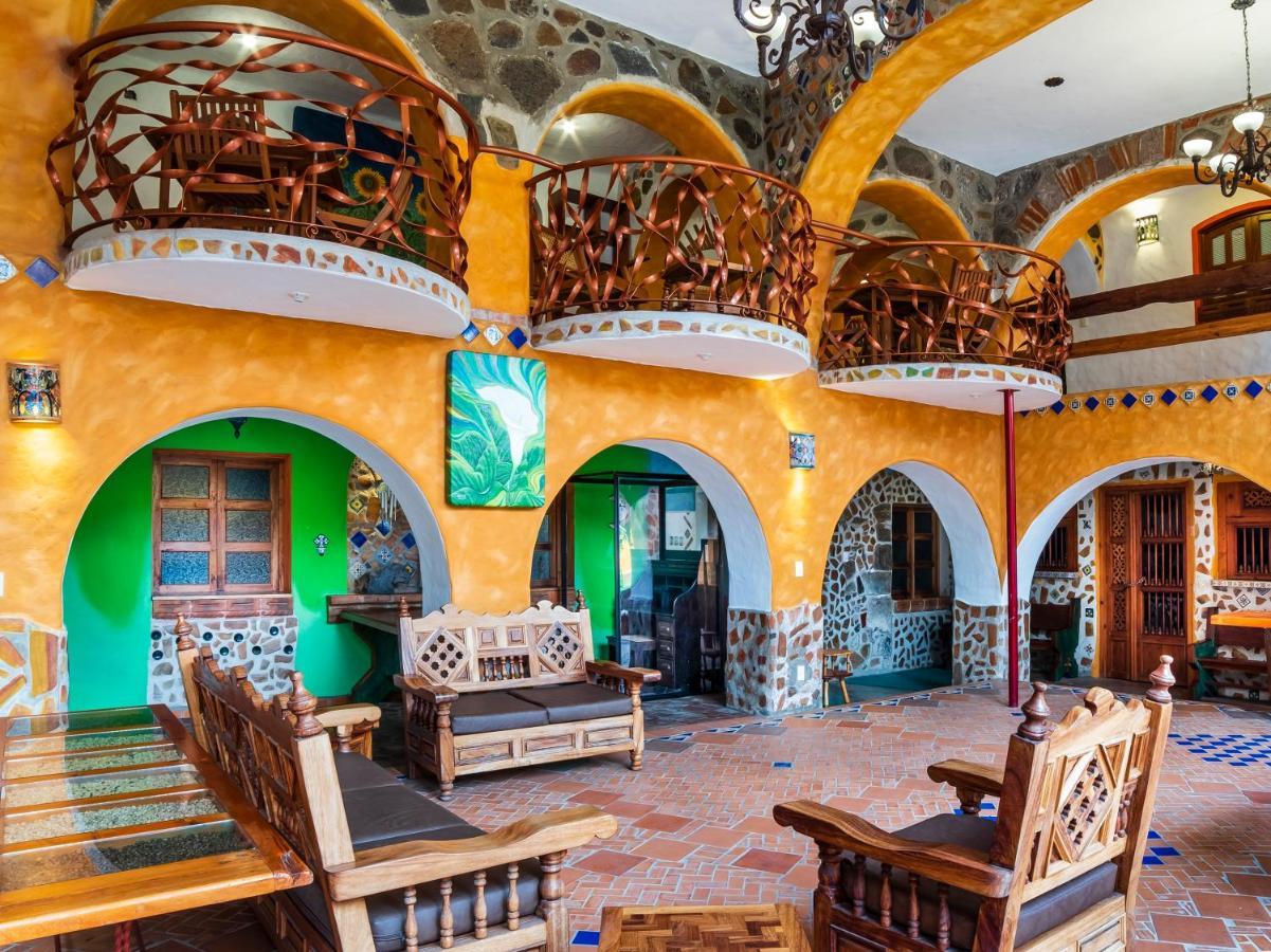 Casa Miguel Arcangel Coatepec  Exteriör bild